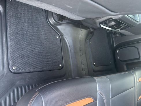 Used 2023 GMC Sierra 1500 AT4 w/ Technology Package image 8