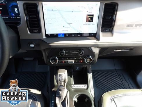 Used 2025 Ford Bronco Outer Banks AWD/4WD image 17