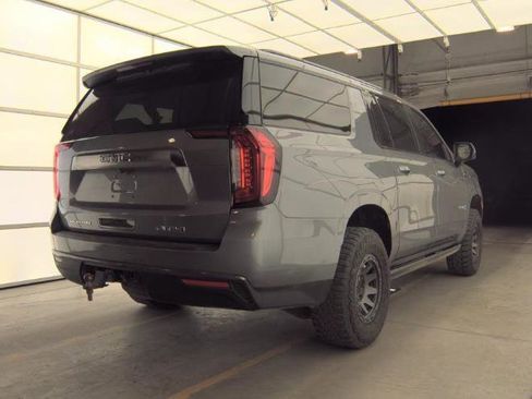 Used 2021 GMC Yukon XL AT4 w/ AT4 Premium Plus Package image 3