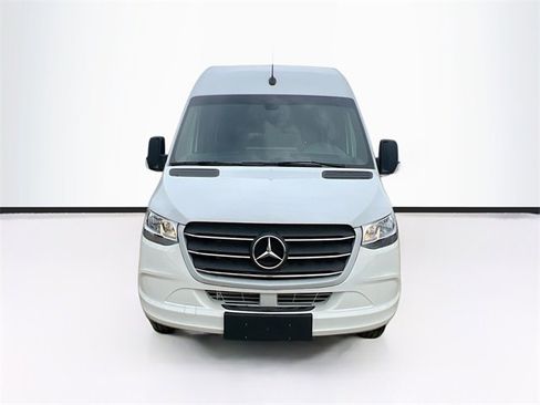 New 2024 Mercedes-Benz Sprinter 3500 image 9
