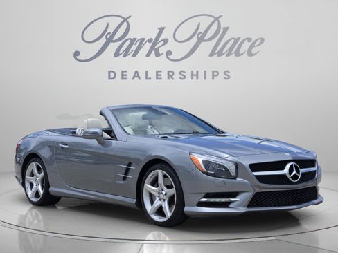 Used 2014 Mercedes-Benz SL 550 image 9