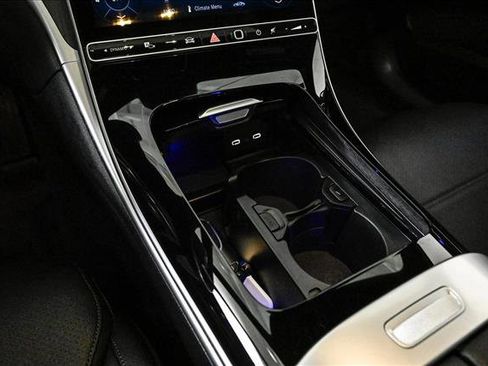 New 2026 Mercedes-Benz C 300 4MATIC Sedan image 13