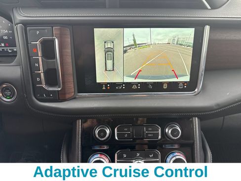 Used 2023 GMC Yukon XL Denali Ultimate AWD/4WD image 21