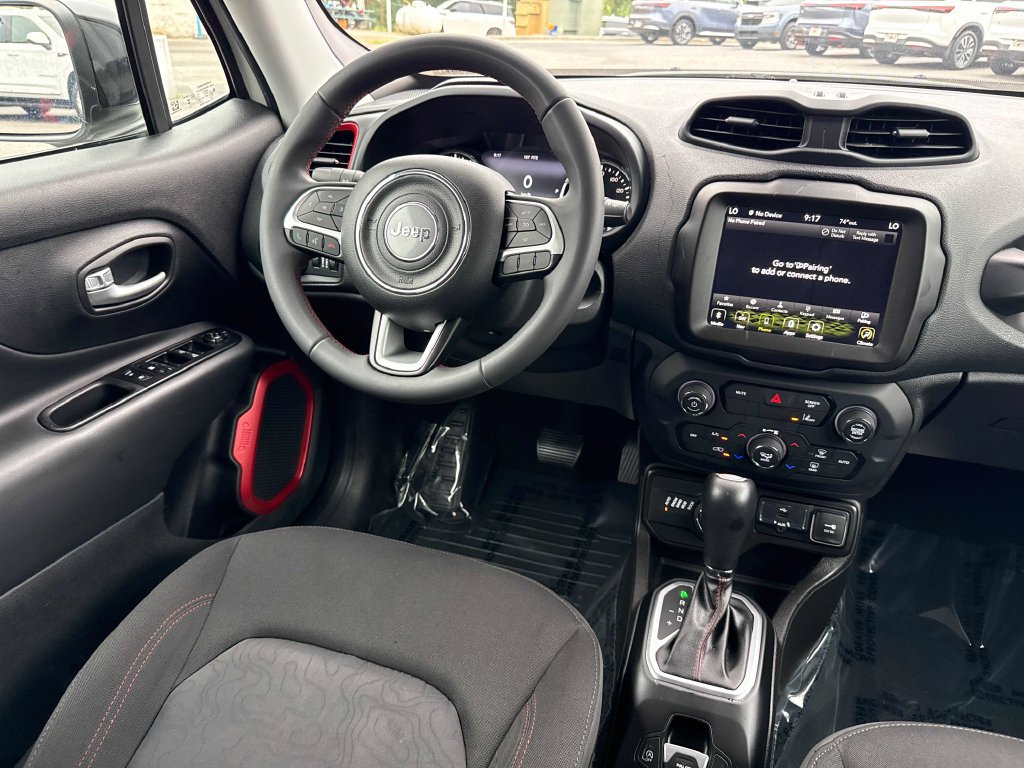 Used 2023 Jeep Renegade Trailhawk AWD/4WD image 14