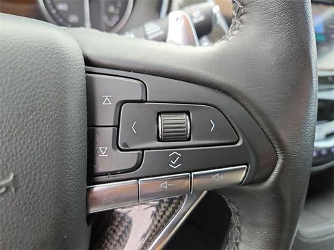 Used 2020 Cadillac XT6 Sport image 23