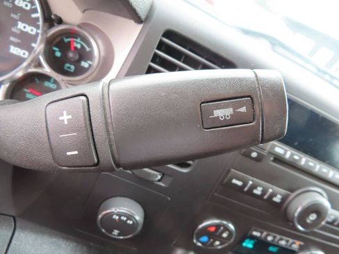 Used 2013 GMC Sierra 2500 SLE w/ SLE Preferred Package AWD/4WD image 36