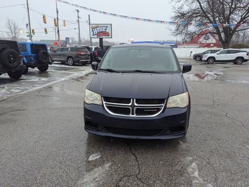 Used 2014 Dodge Grand Caravan SXT image 8