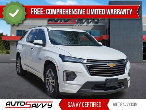 Used 2023 Chevrolet Traverse High Country image 1