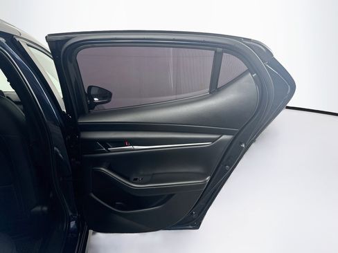 Used 2023 MAZDA MAZDA3 s FWD image 30