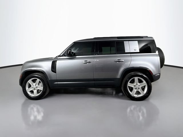 Used 2021 Land Rover Defender 110 SE AWD/4WD image 8