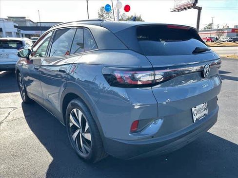 Used 2024 Volkswagen ID.4 Pro image 6