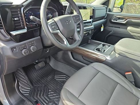 New 2026 Chevrolet Silverado 2500 LT w/ Trail Boss Package AWD/4WD image 11