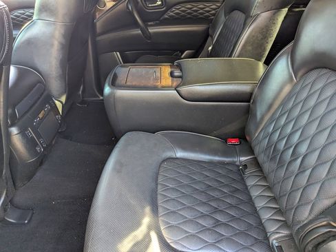 Used 2019 INFINITI QX80 Luxe w/ 22" Wheel Package image 15