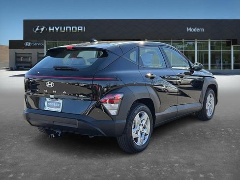 New 2026 Hyundai Kona SE image 4