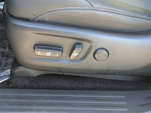 Used 2024 Toyota 4Runner SR5 Premium image 13