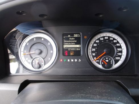 Used 2014 RAM 1500 Tradesman w/ Popular Equipment Group AWD/4WD image 17
