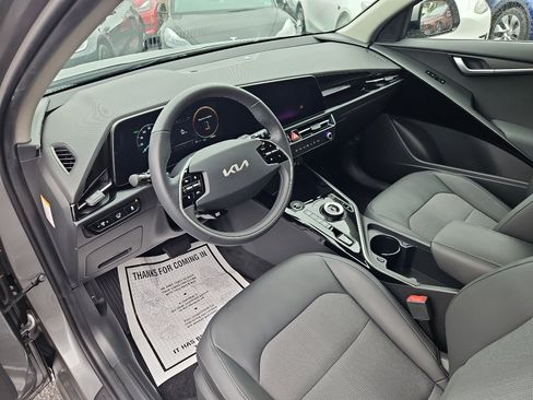 Used 2023 Kia Niro Wind w/ Wind Preserve Package image 19