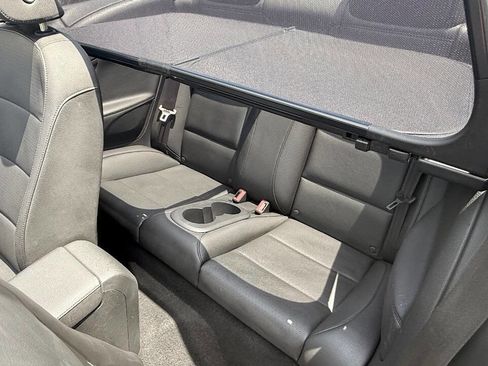 Used 2013 Volkswagen Eos Komfort FWD image 31