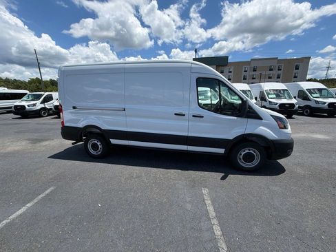 New 2026 Ford Transit 250 148 Medium Roof w/ Load Area Protection Package RWD image 9