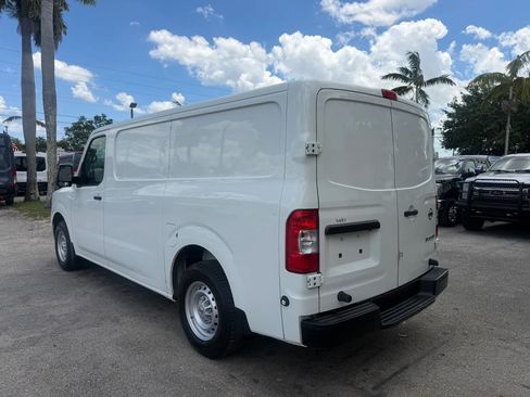 Used 2018 Nissan NV 1500 S RWD image 3