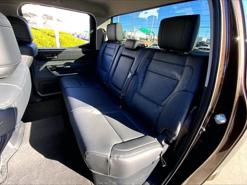 Used 2024 Toyota Tundra Limited image 18