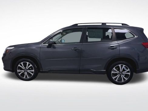 Used 2020 Subaru Forester Limited image 5