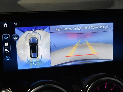 New 2026 Mercedes-Benz GLB 250 4MATIC image 11