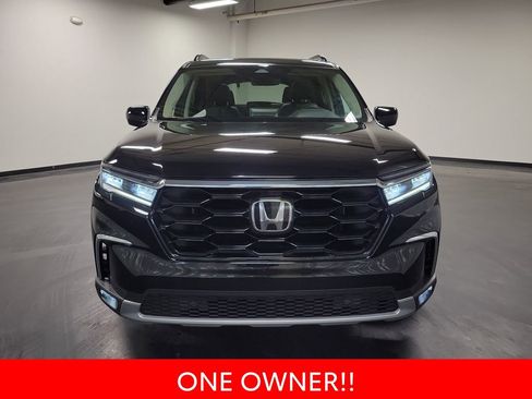 Used 2024 Honda Pilot Touring image 3