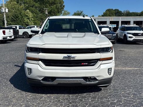 Used 2018 Chevrolet Silverado 1500 LT w/ All Star Edition AWD/4WD image 2