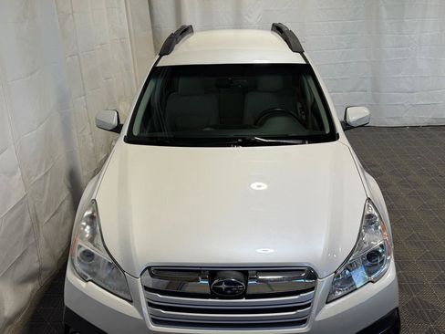 Used 2013 Subaru Outback 2.5i Premium w/ All-Weather Pkg AWD/4WD image 3