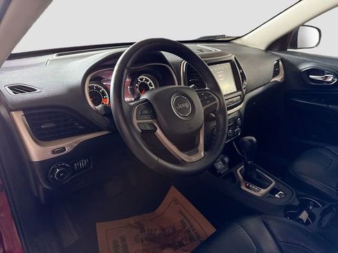 Used 2014 Jeep Cherokee Limited image 10