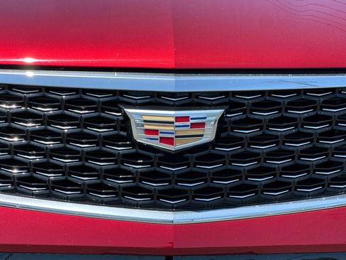 Used 2024 Cadillac XT4 Premium Luxury image 49