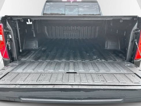 Used 2024 Chevrolet Silverado 1500 High Country AWD/4WD image 9