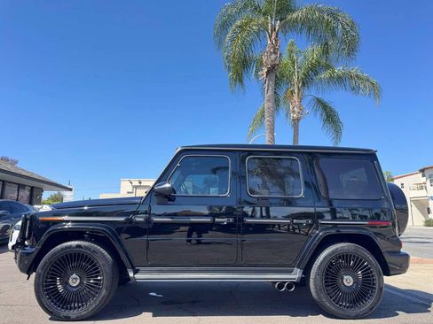Used 2021 Mercedes-Benz G 550 w/ G Manufaktur Interior Package image 2