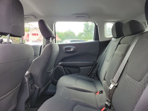 Used 2019 Jeep Compass Sport image 11