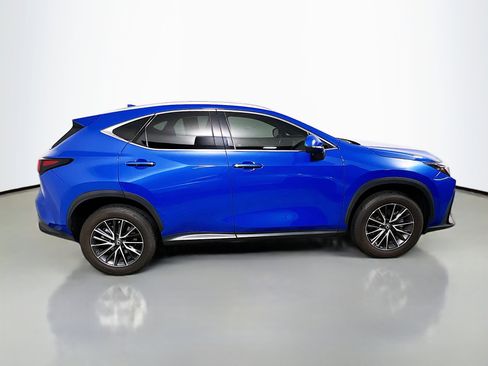Used 2023 Lexus NX 250 FWD w/ Premium Package image 3