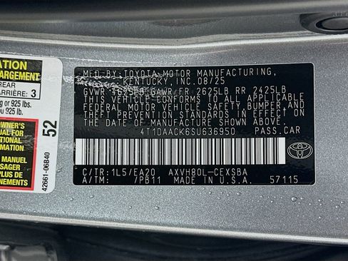 Used 2025 Toyota Camry SE w/ Convenience Package FWD image 31