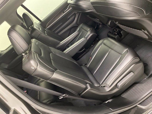Used 2023 Jeep Grand Cherokee L Limited AWD/4WD image 37
