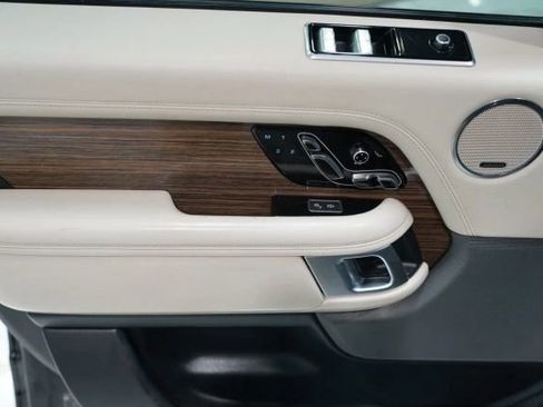 Used 2019 Land Rover Range Rover Long Wheelbase Supercharged AWD/4WD image 11