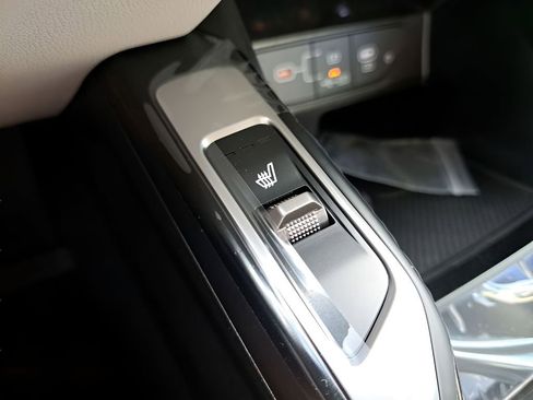 New 2026 Kia Sorento S w/ S Panoramic Sunroof Package FWD image 25