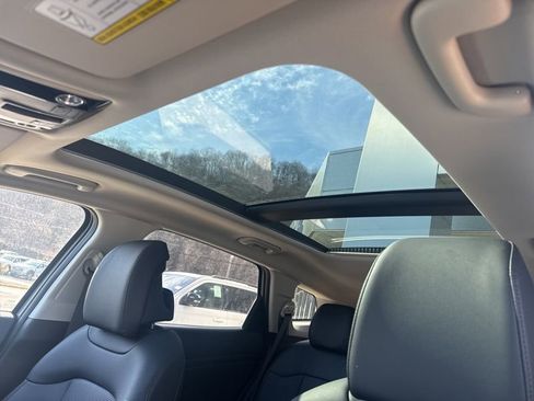 New 2026 Kia Sportage EX w/ EX Panoramic Sunroof Package image 43