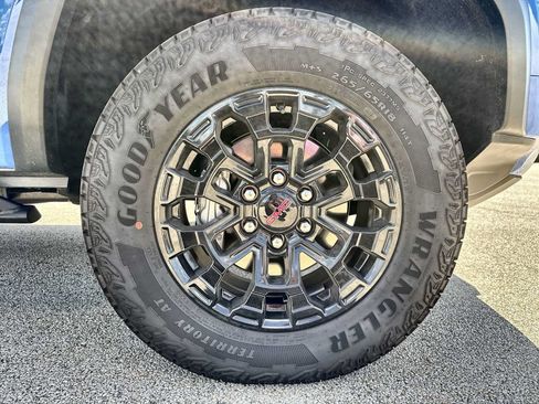 Used 2026 GMC Canyon Elevation w/ Convenience Package AWD/4WD image 33
