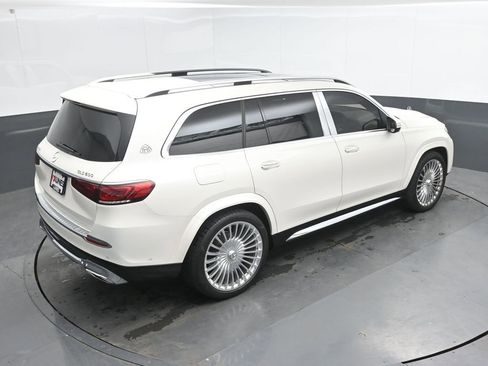Used 2023 Mercedes-Benz Maybach GLS 600 4MATIC image 37