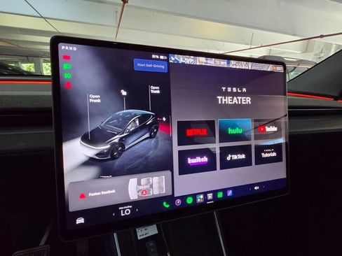 Used 2026 Tesla Model Y Long Range AWD/4WD image 33