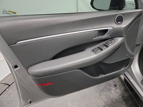 Used 2022 Hyundai Sonata SEL Plus w/ Cargo Package image 13