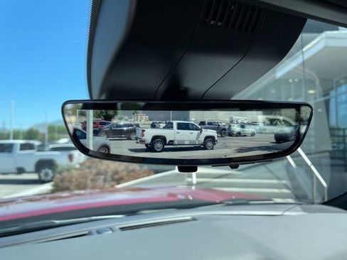 Used 2025 GMC Sierra 1500 AT4 w/ AT4 Premium Package AWD/4WD image 11