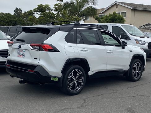 Used 2023 Toyota RAV4 XSE w/ Weather Package AWD/4WD image 3