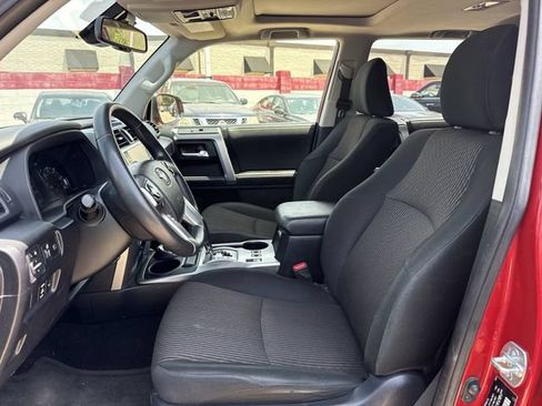 Used 2022 Toyota 4Runner SR5 Premium w/ Moonroof Package AWD/4WD image 28