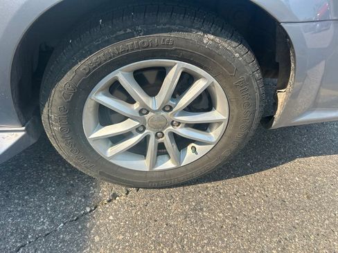 Used 2019 Dodge Grand Caravan SXT FWD image 13