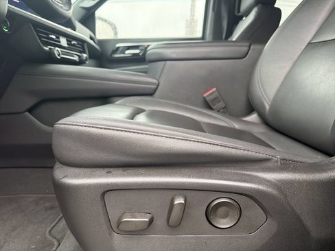 Used 2025 Chevrolet Tahoe LT RWD image 33
